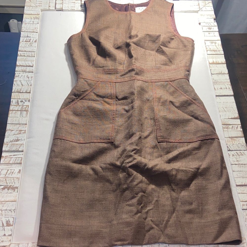 David Meister SleevelessâBrown silk Dress Red stitching size 6